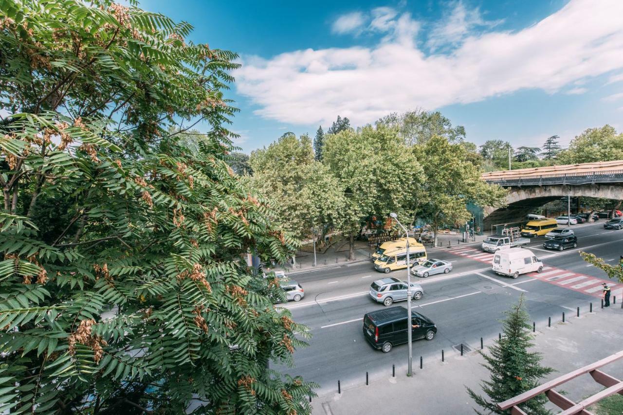 Atoneli Apartment Hotel Tbilisi Exterior foto
