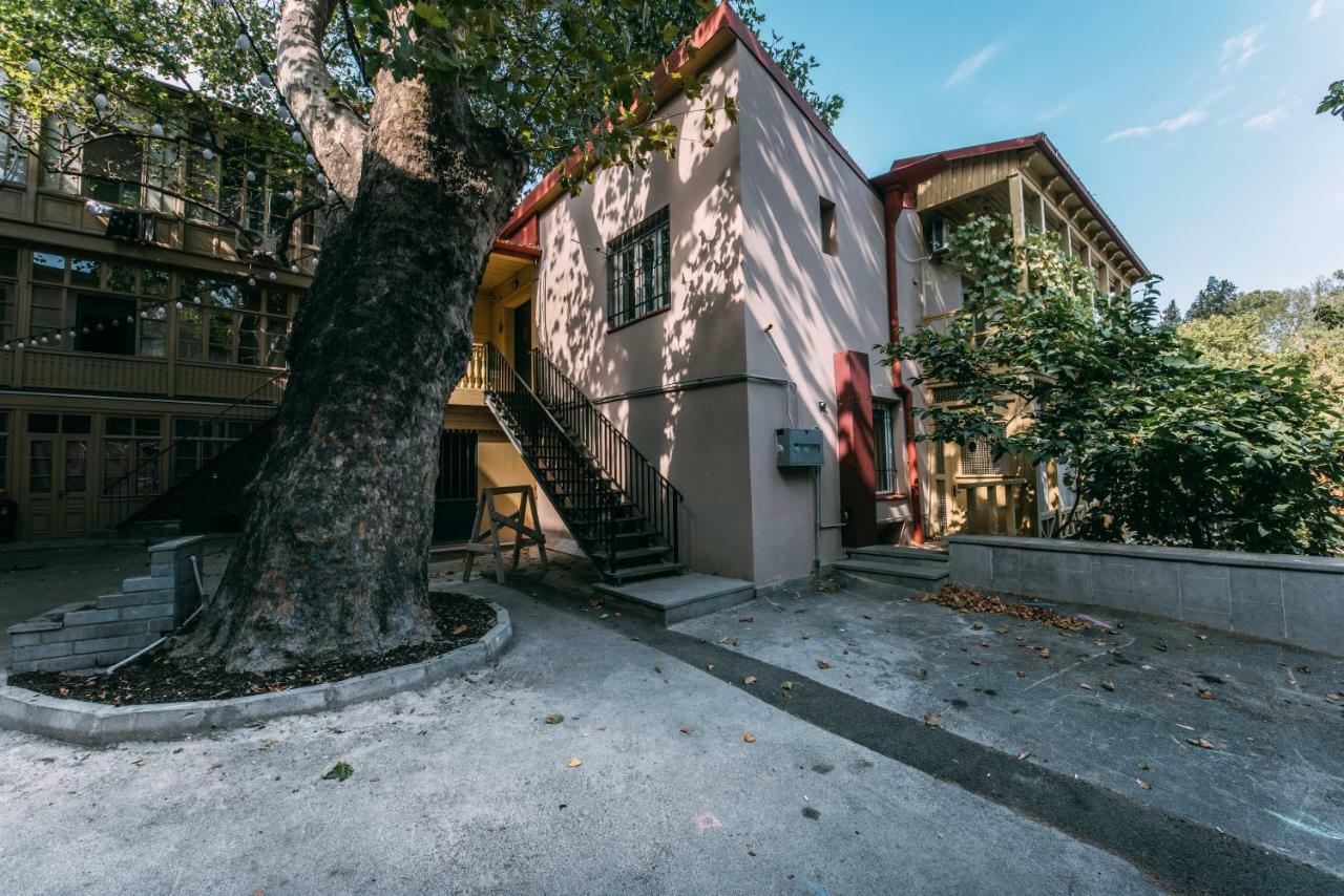 Atoneli Apartment Hotel Tbilisi Exterior foto